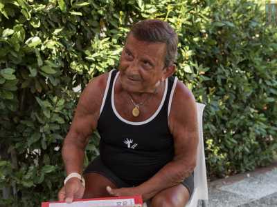�Il mio primo torneo furono i Campionati d�Italia Assoluti che si tennero nel 1962 proprio all�Angiulli. Persi, ma l�anno dopo vinsi i Regionali e i Campionati d�Italia �senior� a Palermo�, ci dice Colaianni